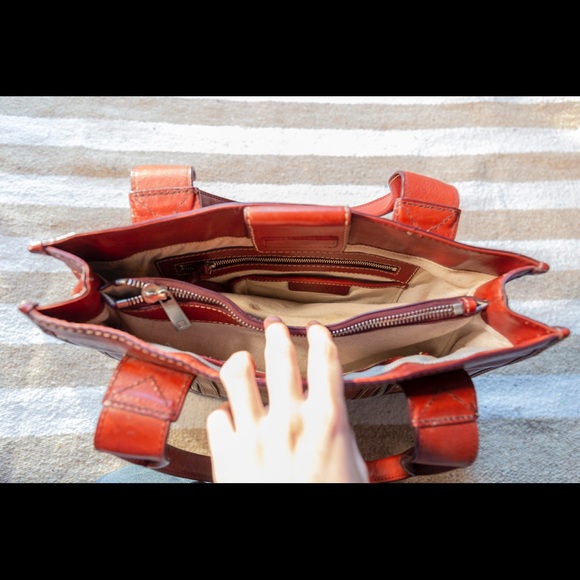 Michael Kors Leather Shoulder Bag - Picture 2 of 4